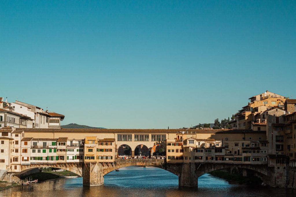 Ponte Vecchio - Ponte Vecchio: Orari, Prezzi e Info 2026 -