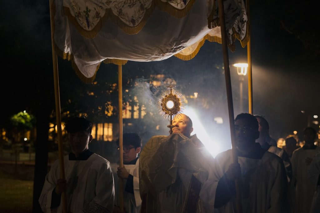 Processione del Cristo Morto a Sezze: Riti del Venerdì Santo e Percorso 2026 -