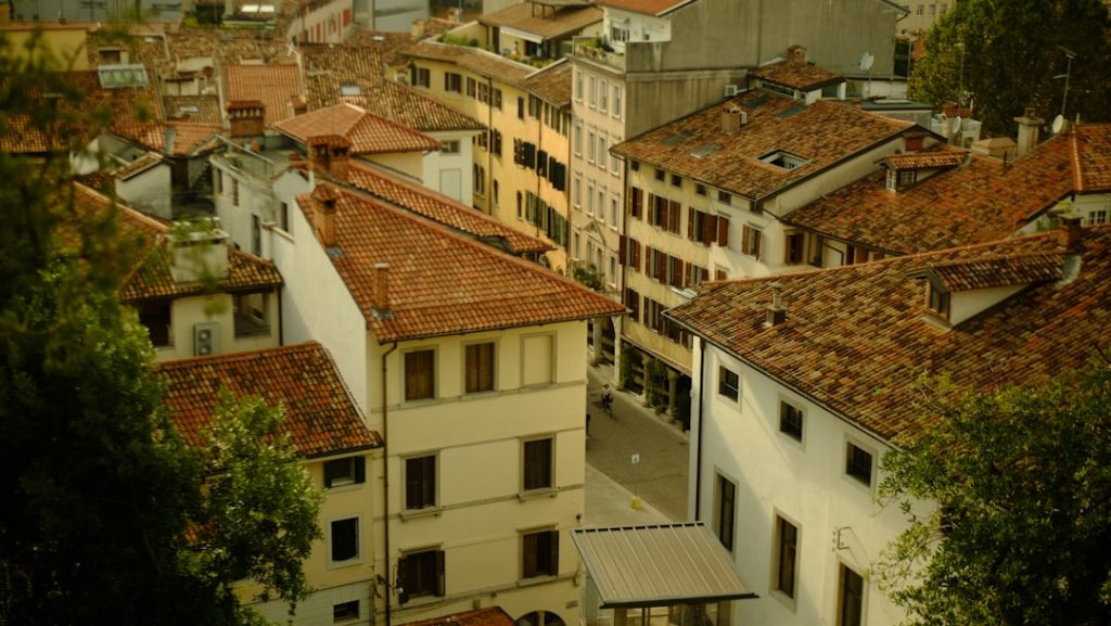 Radda in Chianti (già citato) -