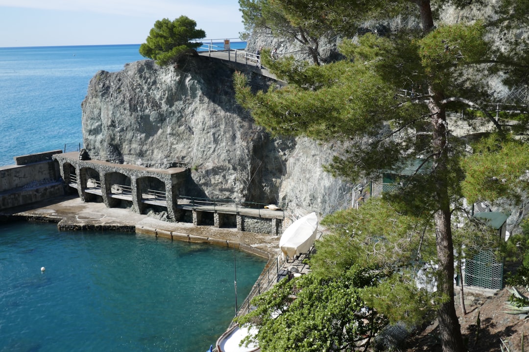 Riserva Naturale Orientata Monte Dragnone - La Spezia - Riserva Naturale Orientata Monte Dragnone - La Spezia