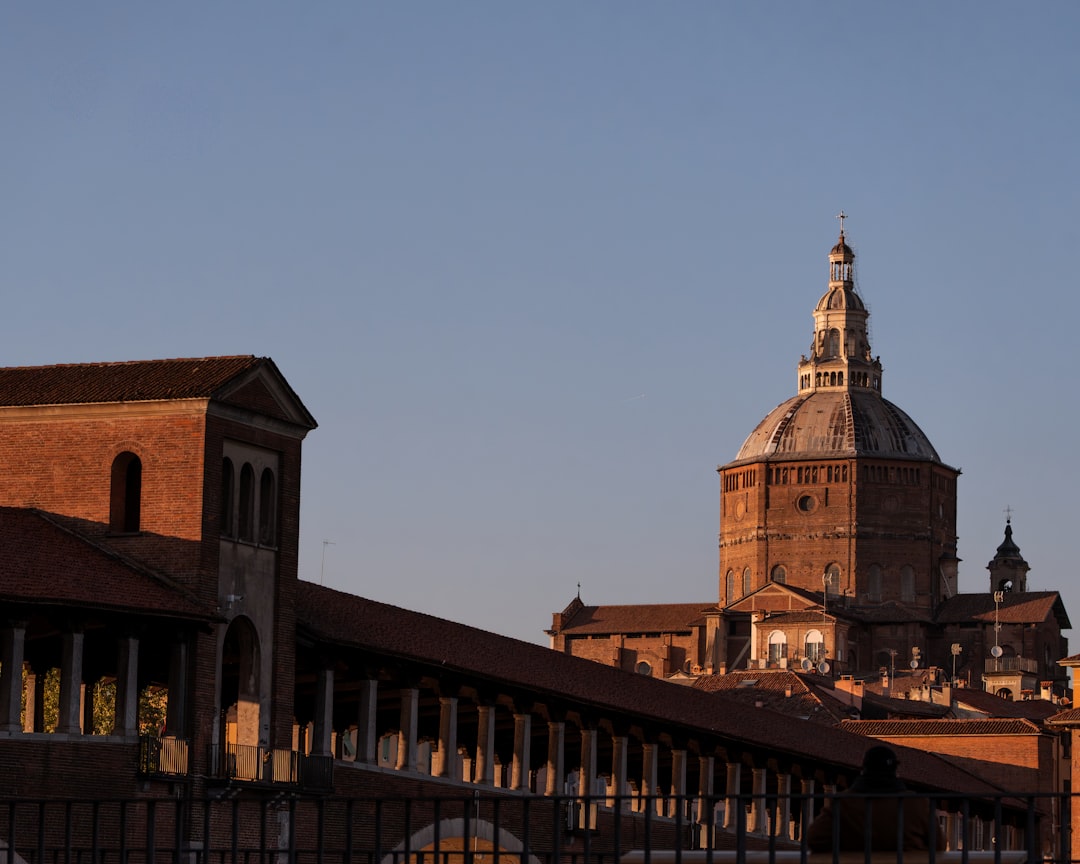 Visita alla Certosa di Pavia: orari e come prenotare la guida. 2026 -